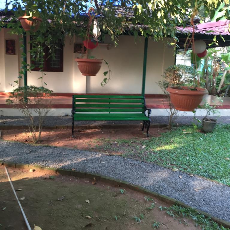 Palm Grove Service Villa Kochi Ngoại thất bức ảnh