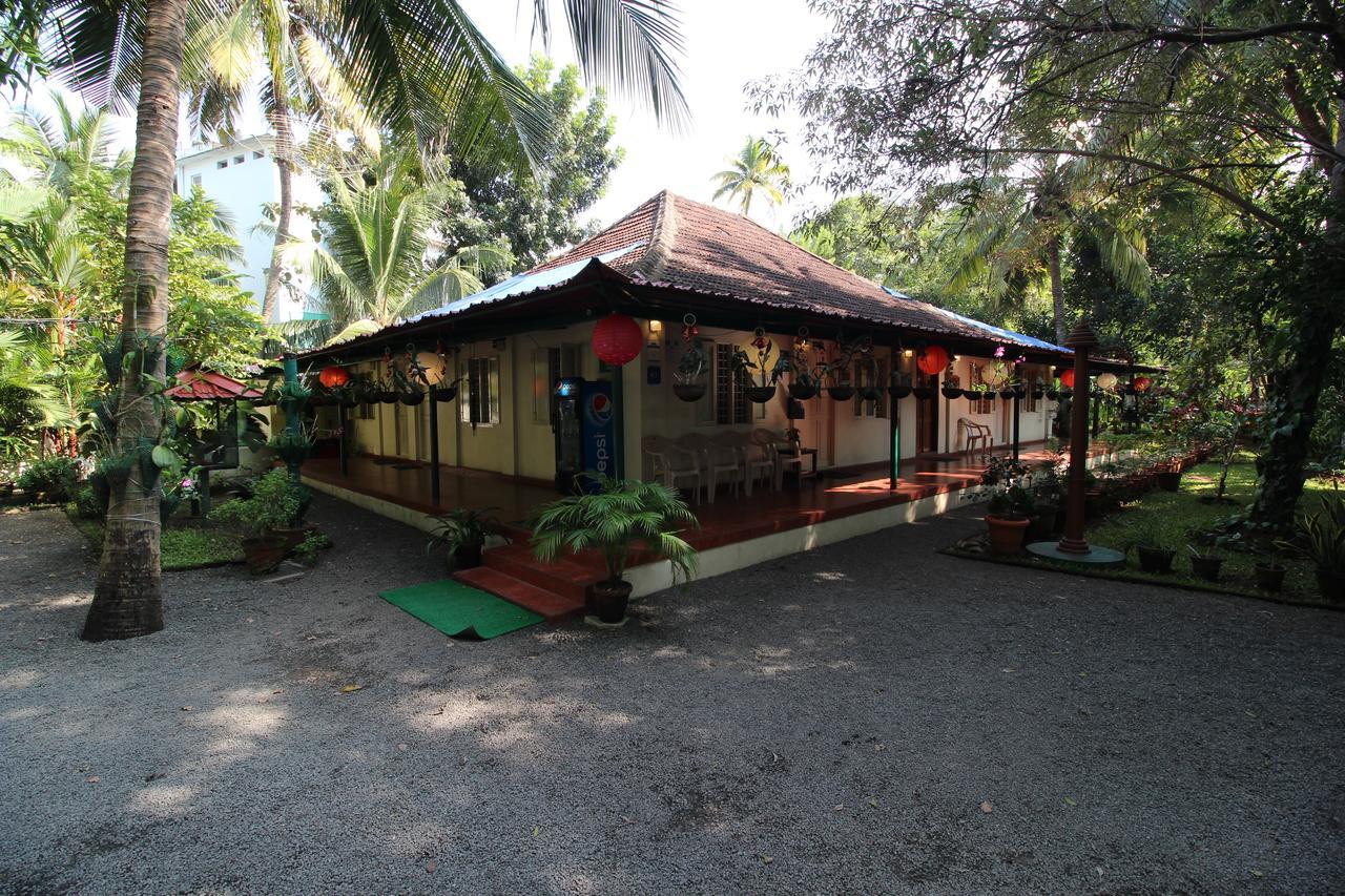Palm Grove Service Villa Kochi Ngoại thất bức ảnh